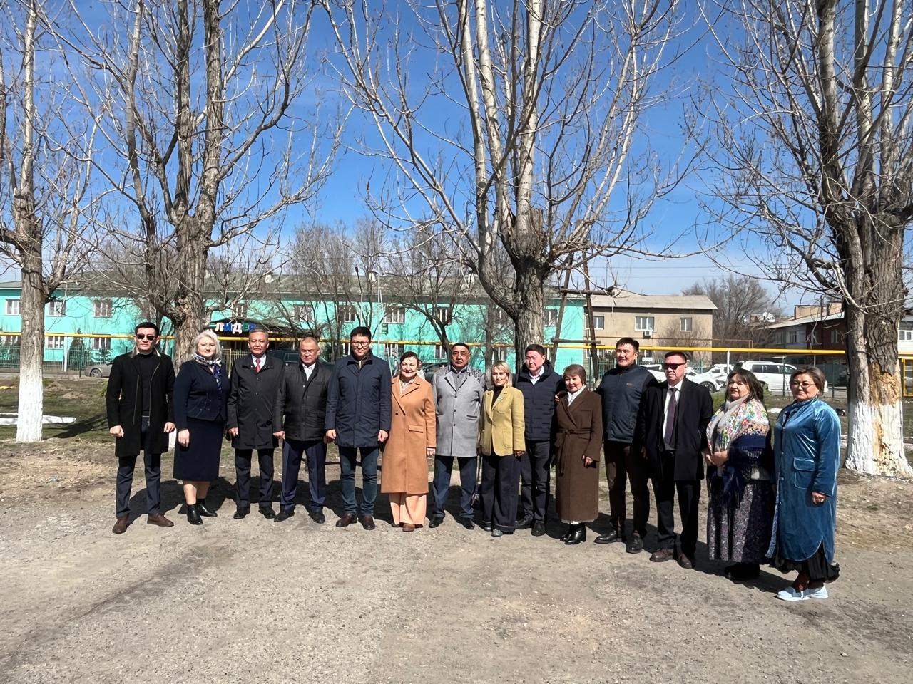 Алатау қаласы мәслихат депутаттары