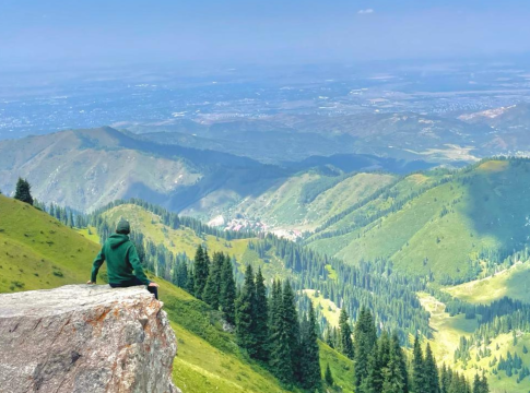 mountain guide almaty
