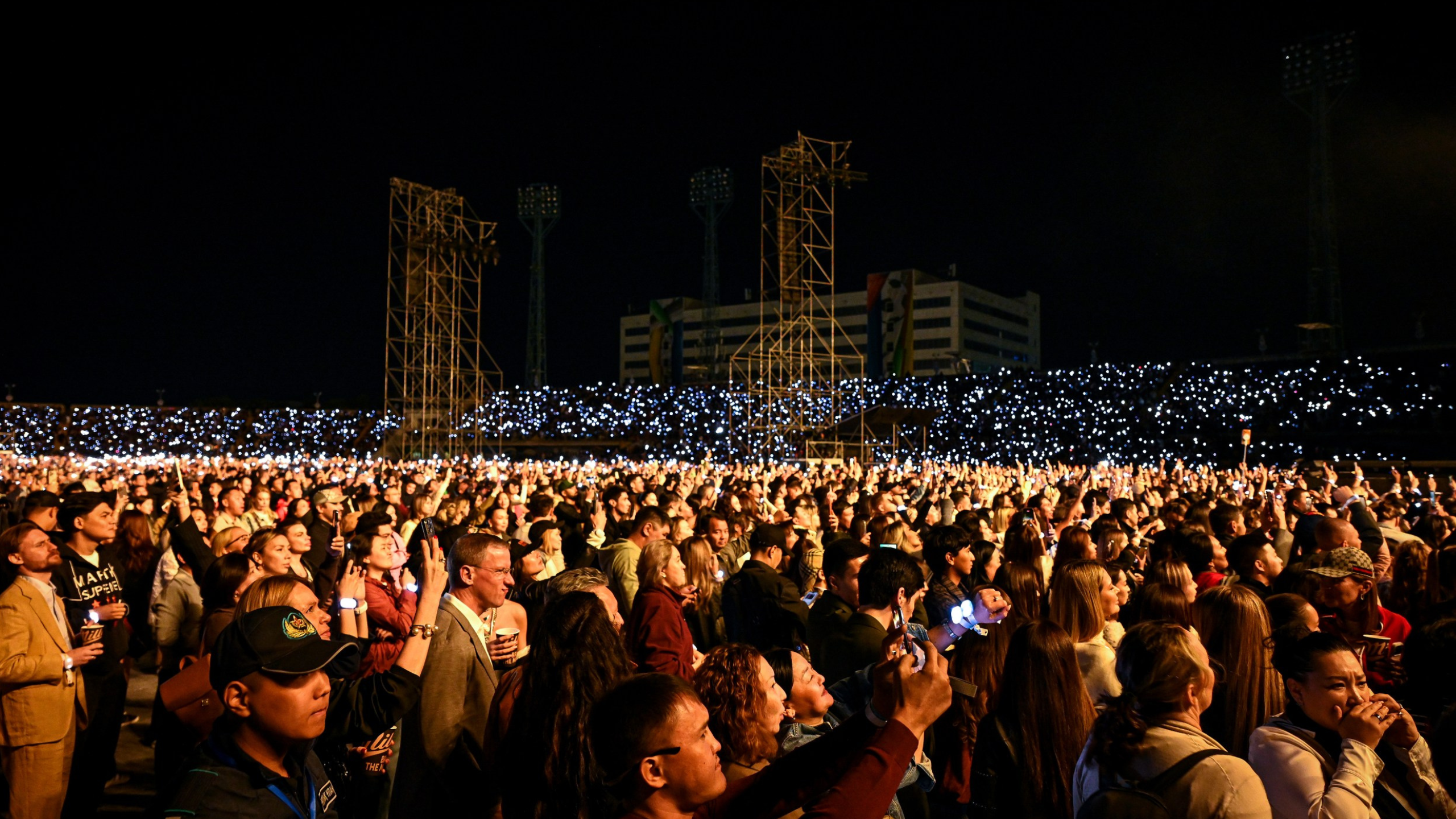 enrique iglesias kazakhstan